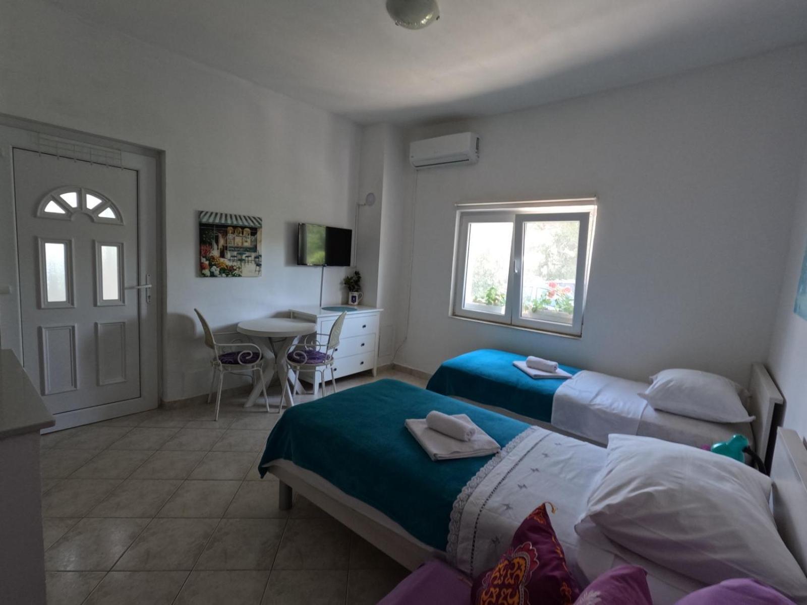 Apartmani Lena Šibenik Esterno foto